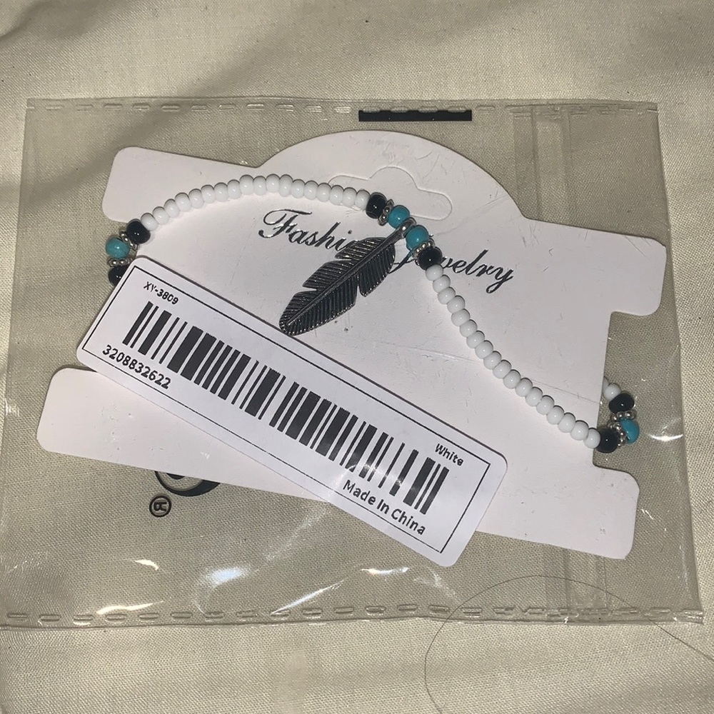 Feather braclets